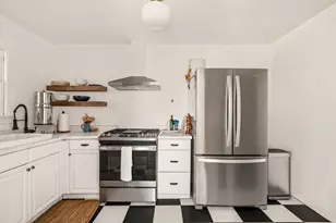 4600 Alf Ave, Austin, TX 78721 - Photo 8
