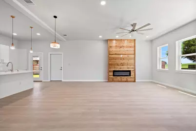 148 Preston  Trail, Meadowlakes, TX 78654 - Photo 8