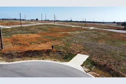 104 Sonoma Drive, Elgin, TX 78621 - Photo 1