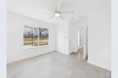 5912 Harold Court #104, Austin, TX 78721 - Photo 6