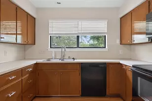 615 Old Manchaca Rd, Austin, TX 78748 - Photo 12