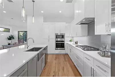 1004 Lott Avenue, Austin, TX 78721 - Photo 14