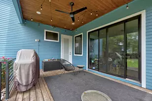 1004 Lott Ave, Austin, TX 78721 - Photo 32