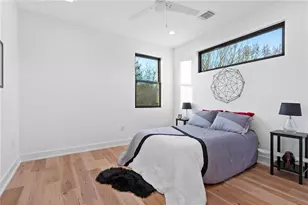 1004 Lott Ave, Austin, TX 78721 - Photo 30