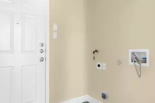 10128 Channel Island Dr, Austin, TX 78747 - Photo 32