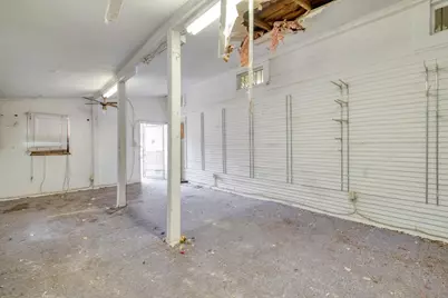 911 E 6th Street, Austin, TX 78702 - Photo 18