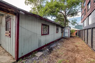 911 E 6th Street, Austin, TX 78702 - Photo 10