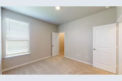 709 Sydney Boulevard, Thorndale, TX 76577 - Photo 20