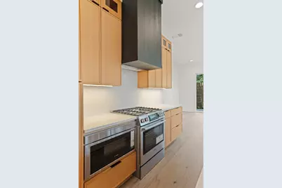 752 Pedernales Street, Austin, TX 78702 - Photo 10