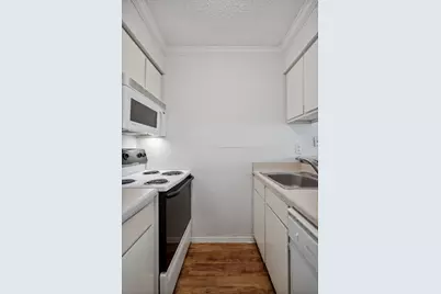 4105 Speedway #105, Austin, TX 78751 - Photo 6