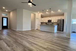142 Willamette Wy, Kyle, TX 78640 - Photo 18
