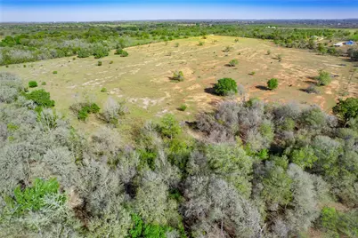 1180 Bugtussle Lane, Luling, TX 78648 - Photo 14