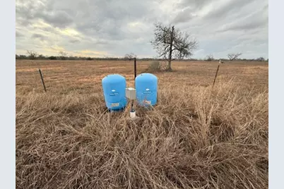 1180 Bugtussle Lane, Luling, TX 78648 - Photo 4