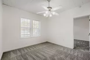 604 S Donohoe St, Granger, TX 76530 - Photo 12