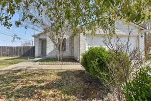 101 Bandara Woods Blvd, Elgin, TX 78621 - Photo 4