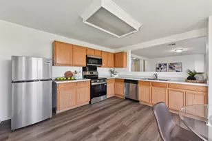 101 Bandara Woods Blvd, Elgin, TX 78621 - Photo 12