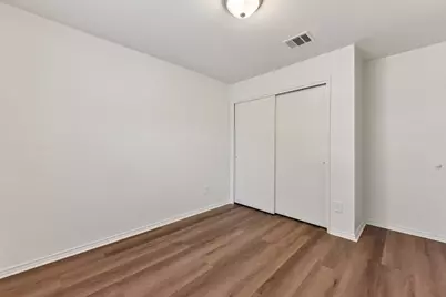 101 Bandara Woods Boulevard, Elgin, TX 78621 - Photo 18