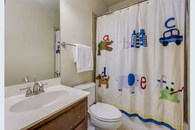 2401 Hunters Green Court, Austin, TX 78732 - Photo 32