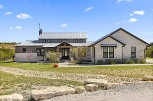 2105 Legacy Hls Dr, Johnson City, TX 78636 - Photo 2