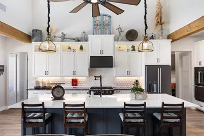 2105 Legacy Hills Drive, Johnson City, TX 78636 - Photo 10