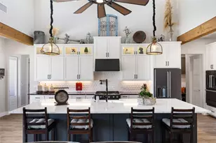 2105 Legacy Hls Dr, Johnson City, TX 78636 - Photo 10