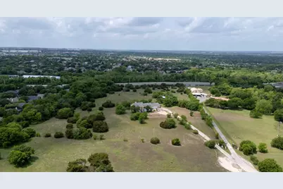 1294 Johnson Lane, Round Rock, TX 78665 - Photo 4