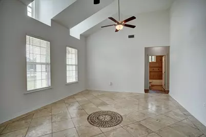 102 W Oak Loop, Cedar Creek, TX 78612 - Photo 6