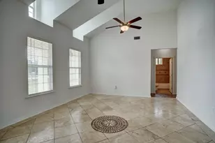 102 W Oak Loop, Cedar Creek, TX 78612 - Photo 6