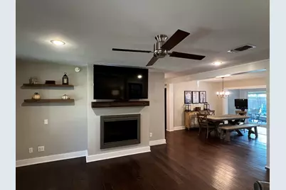 310 Buckeye Trail, La Grange, TX 78945 - Photo 4