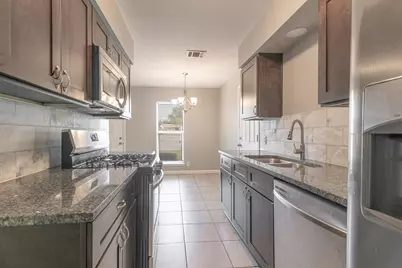 1810 Nicole Circle #B, Round Rock, TX 78664 - Photo 4