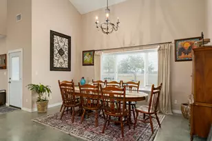 1138 Creekside Ln, Weimar, TX 78962 - Photo 6