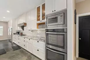 1138 Creekside Ln, Weimar, TX 78962 - Photo 14