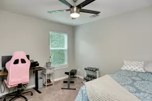 125 Hawea Ln, Bastrop, TX 78602 - Photo 18