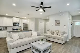 125 Hawea Ln, Bastrop, TX 78602 - Photo 2