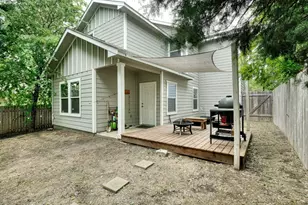 125 Hawea Ln, Bastrop, TX 78602 - Photo 24