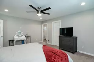 125 Hawea Ln, Bastrop, TX 78602 - Photo 14