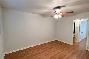2301 Ohlen Rd, Austin, TX 78757 - Photo 4