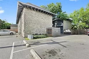 2301 Ohlen Rd, Austin, TX 78757 - Photo 2