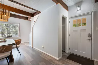 201 N Oak Hollow Road, Georgetown, TX 78628 - Photo 6