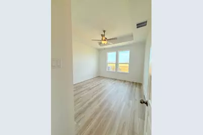 2546 Jack Nora Way, Round Rock, TX 78665 - Photo 4