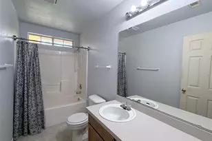 142 Nuuanu Ln, Bastrop, TX 78602 - Photo 16