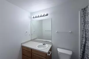 142 Nuuanu Ln, Bastrop, TX 78602 - Photo 10