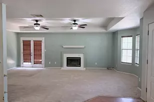 142 Nuuanu Ln, Bastrop, TX 78602 - Photo 6
