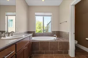 1601 Houston St, Austin, TX 78756 - Photo 14