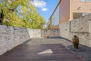 1601 Houston St, Austin, TX 78756 - Photo 6