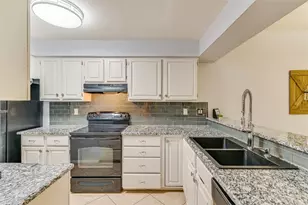 3404 American Dr, Lago Vista, TX 78645 - Photo 6