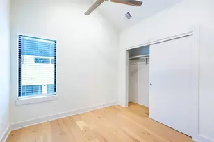 1118 Walton Ln, Austin, TX 78721 - Photo 10