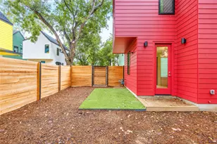 1118 Walton Ln, Austin, TX 78721 - Photo 14