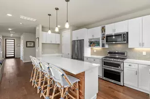 1807 Haskell St, Austin, TX 78702 - Photo 6