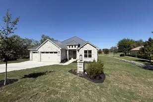 604 Hi Circle South Dr, Horseshoe Bay, TX 78657 - Photo 2